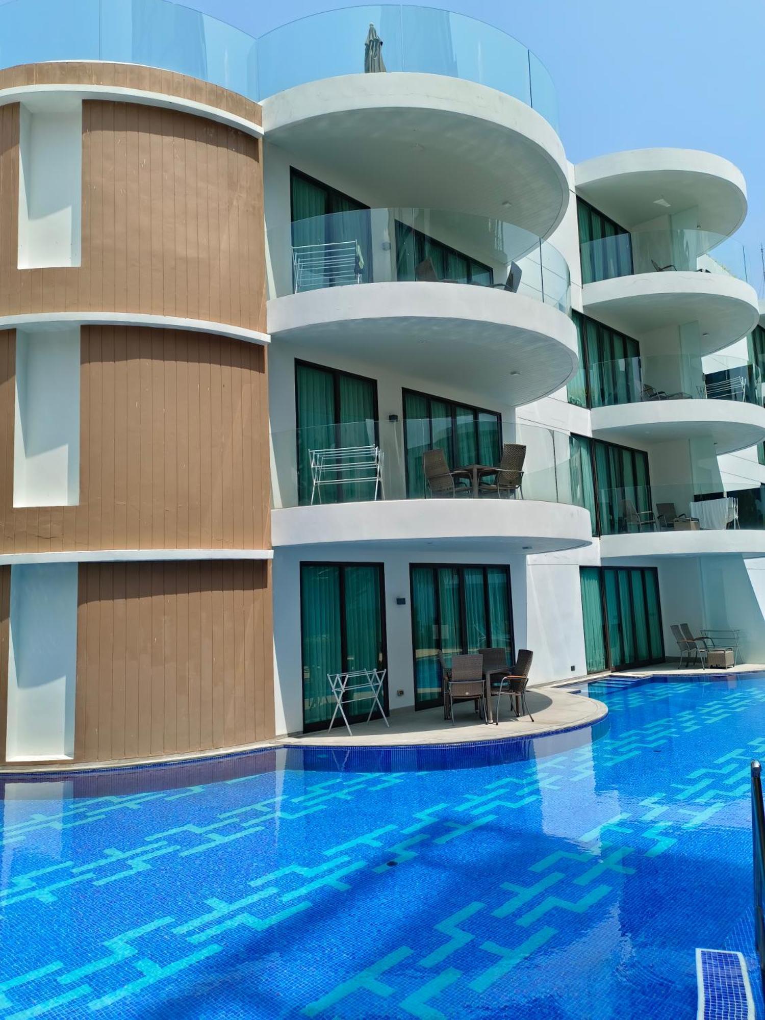 Lets Phuket Twin Sands Resort & Spa Patong Ngoại thất bức ảnh
